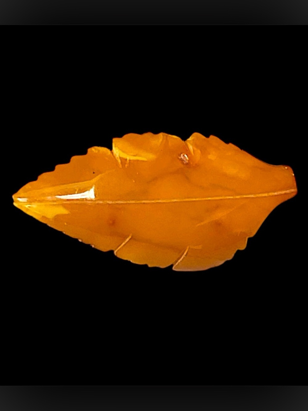 Vintage Baltic Honey Amber Leaf Brooch